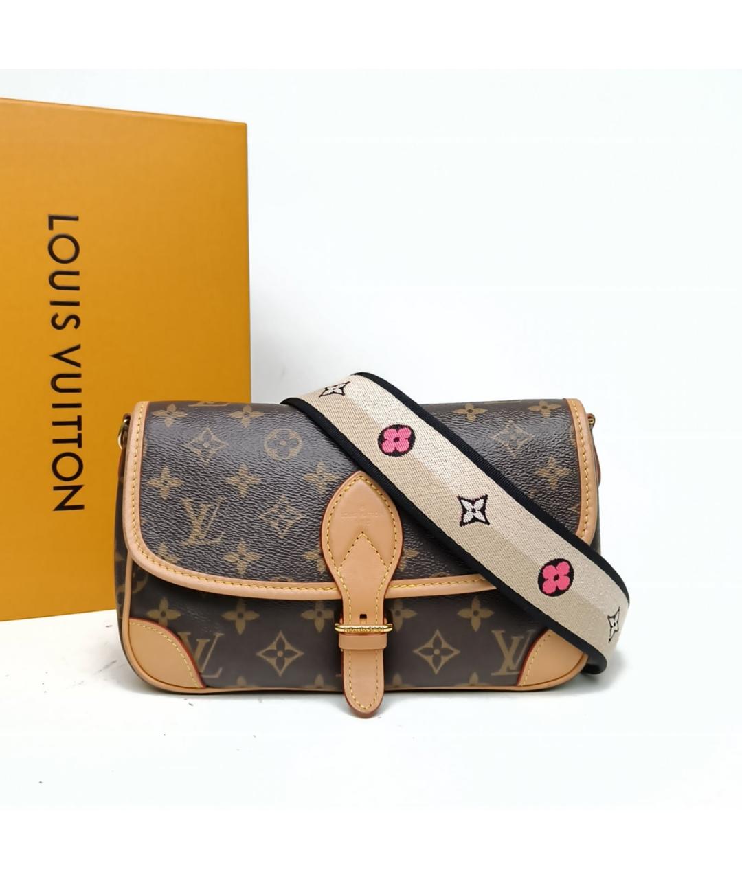 LOUIS VUITTON Коричневая сумка через плечо, фото 8