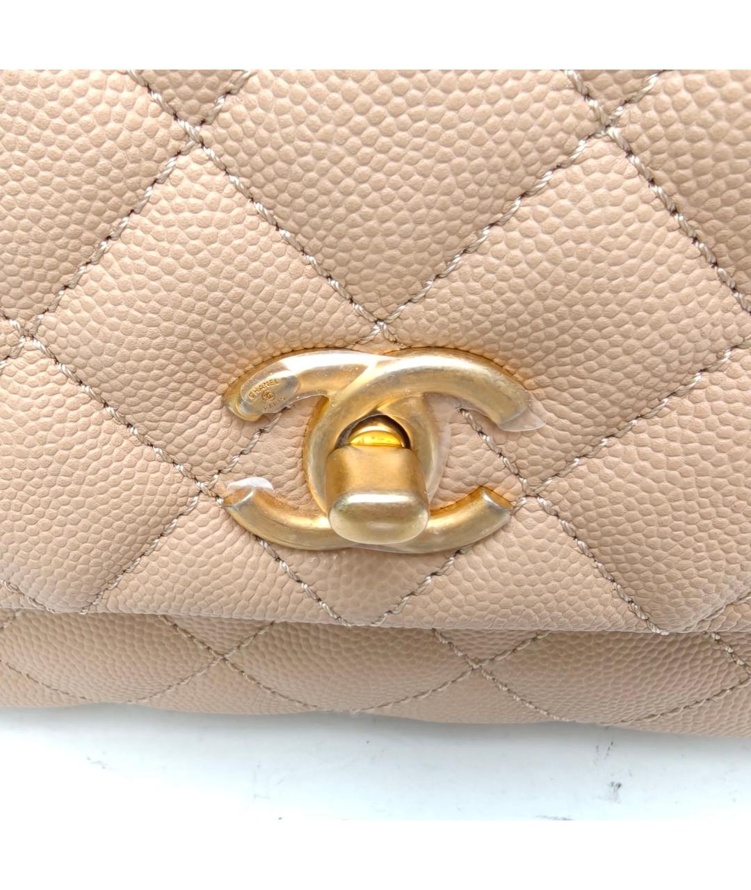 CHANEL Бежевая кожаная сумка с короткими ручками, фото 4