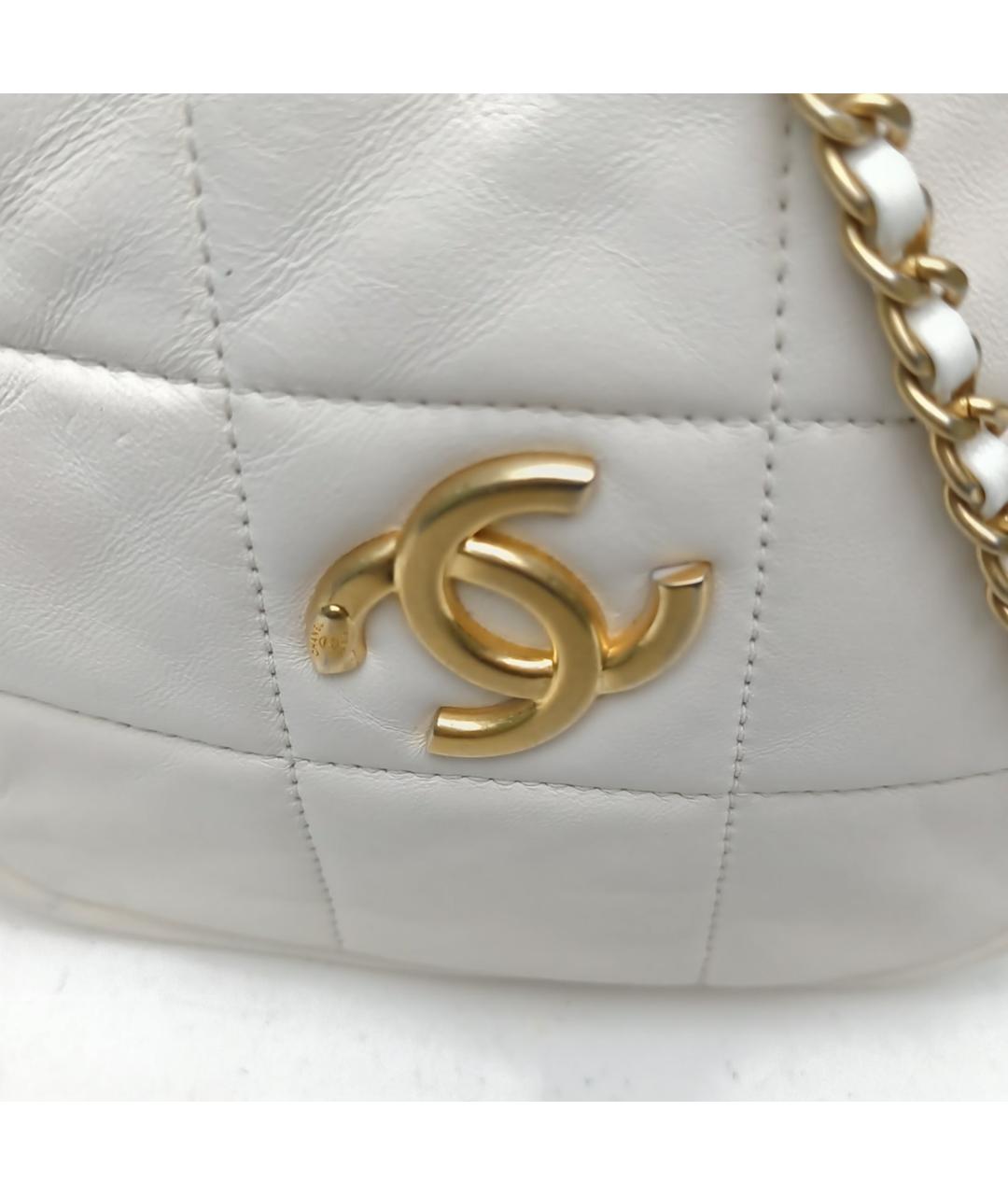 CHANEL Белая кожаная сумка через плечо, фото 7