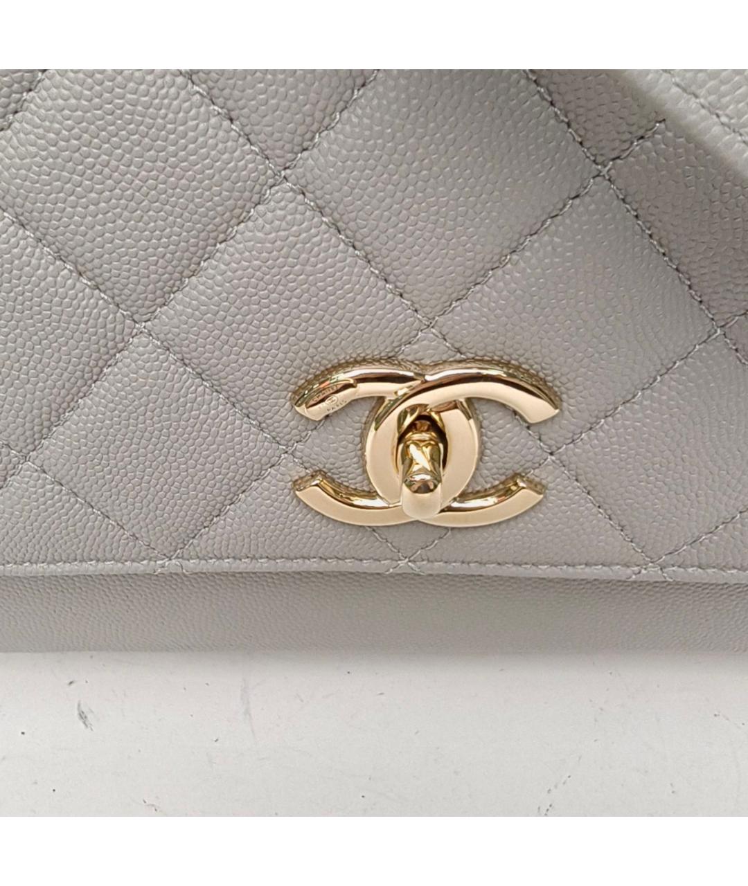 CHANEL Серая кожаная сумка с короткими ручками, фото 8