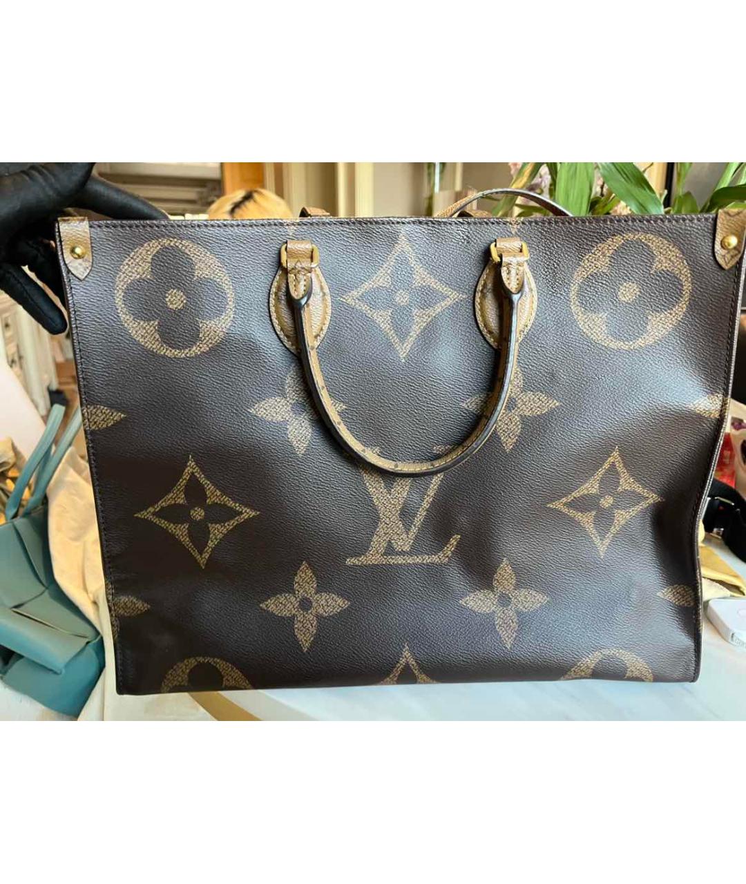 LOUIS VUITTON Коричневая сумка с короткими ручками, фото 9