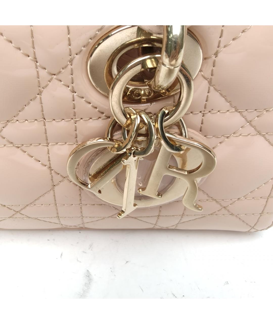 CHRISTIAN DIOR Бежевая сумка через плечо из лакированной кожи, фото 7