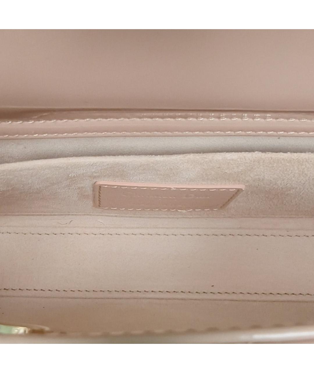 CHRISTIAN DIOR Бежевая сумка через плечо из лакированной кожи, фото 8