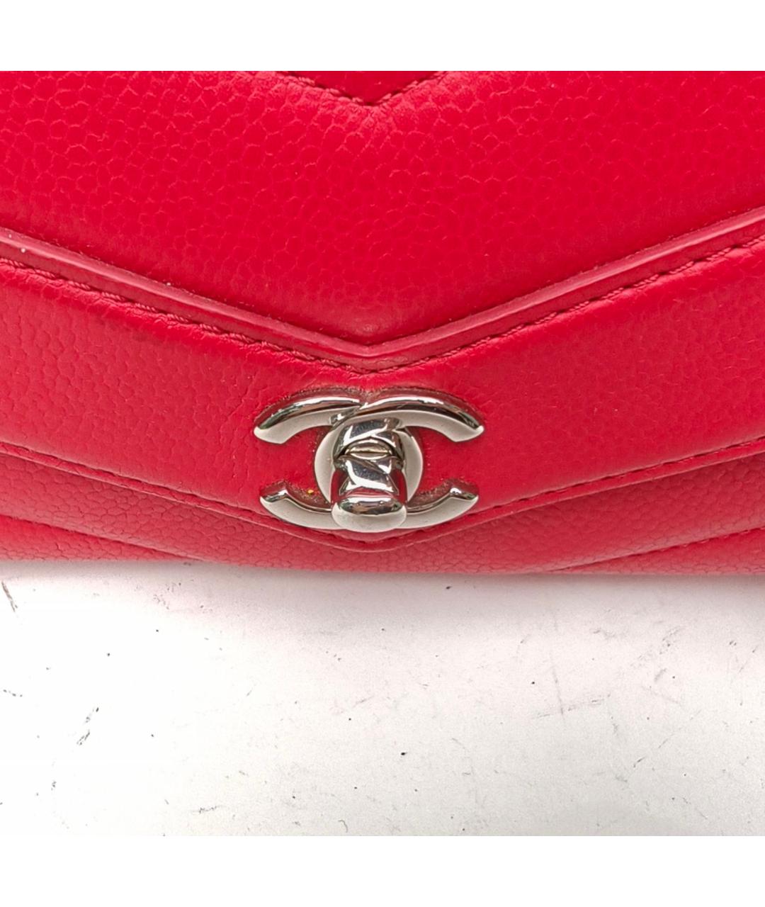 CHANEL Красная кожаная сумка через плечо, фото 8