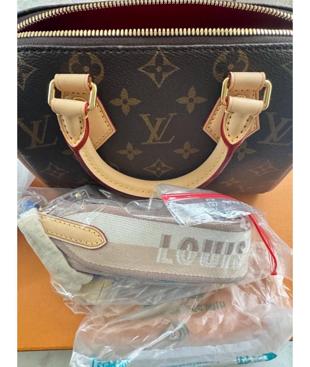 LOUIS VUITTON Коричневая сумка с короткими ручками, фото 9