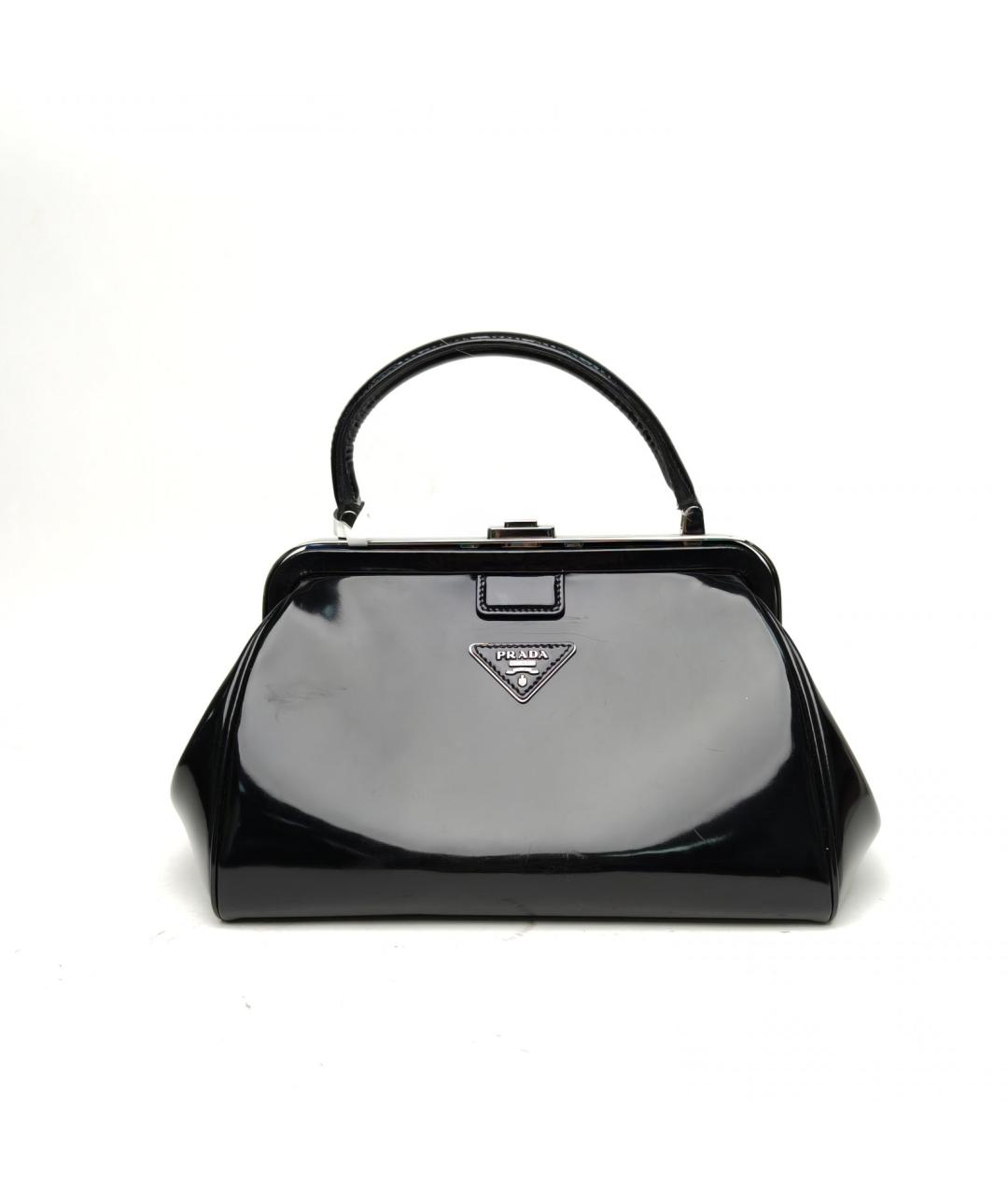 PRADA Черная сумка с короткими ручками из лакированной кожи, фото 2