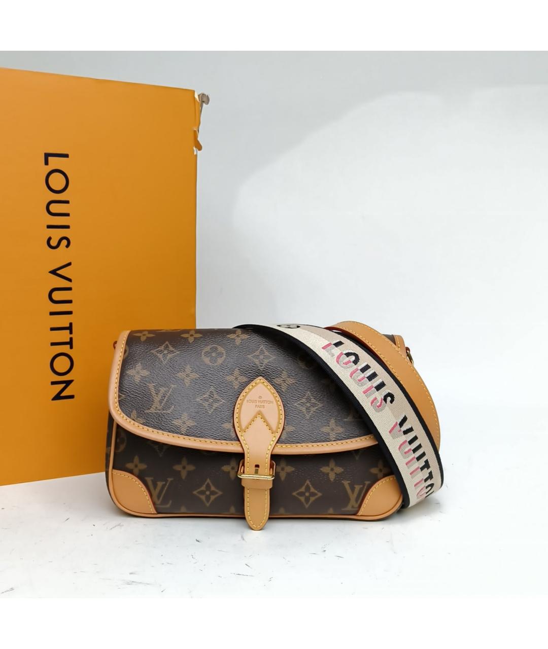 LOUIS VUITTON Коричневая сумка через плечо, фото 8