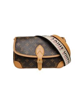 LOUIS VUITTON Сумка через плечо