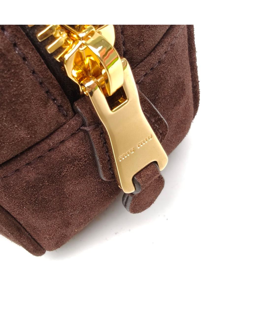 MIU MIU Коричневая замшевая сумка с короткими ручками, фото 5