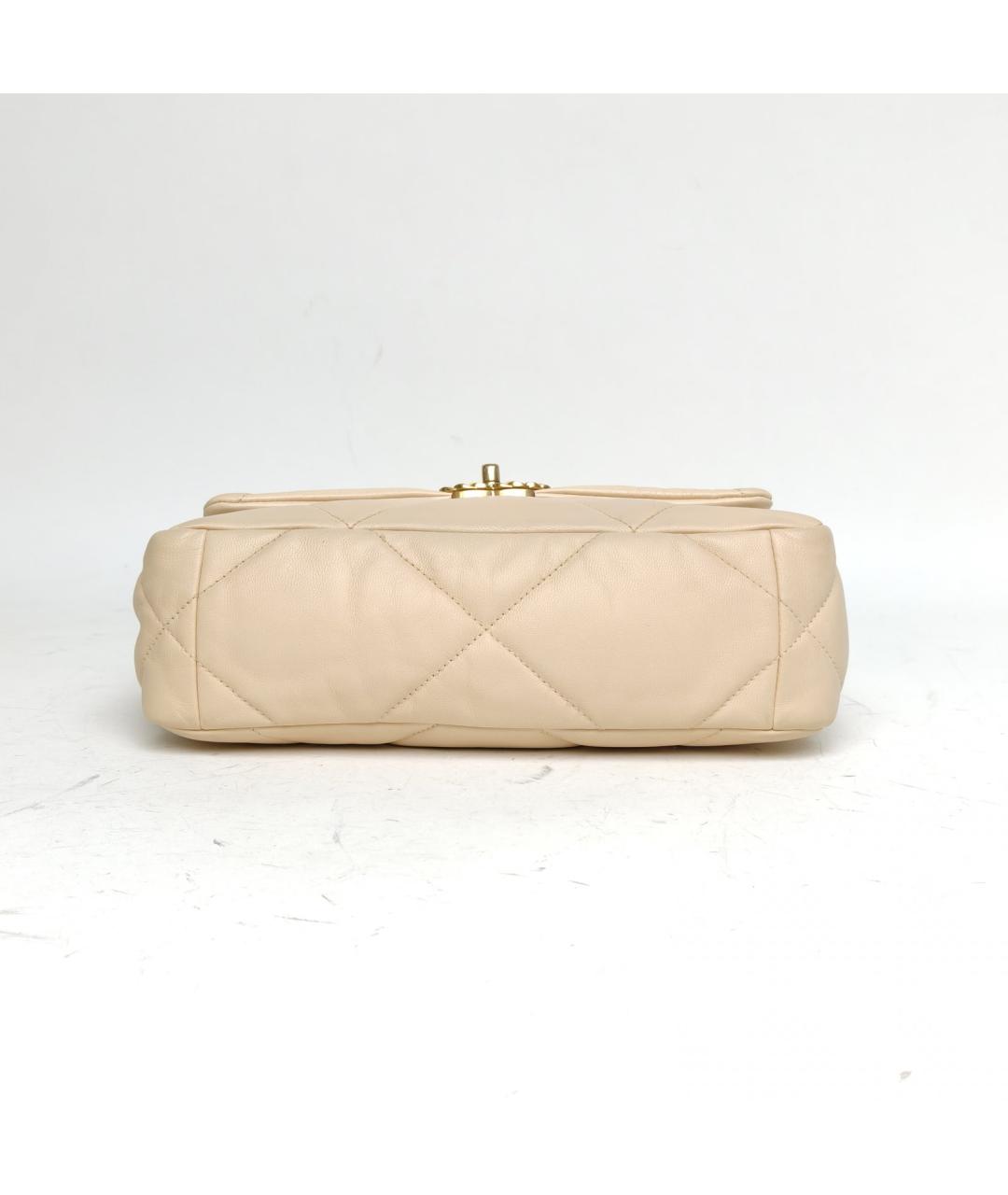 CHANEL Бежевая кожаная сумка через плечо, фото 6