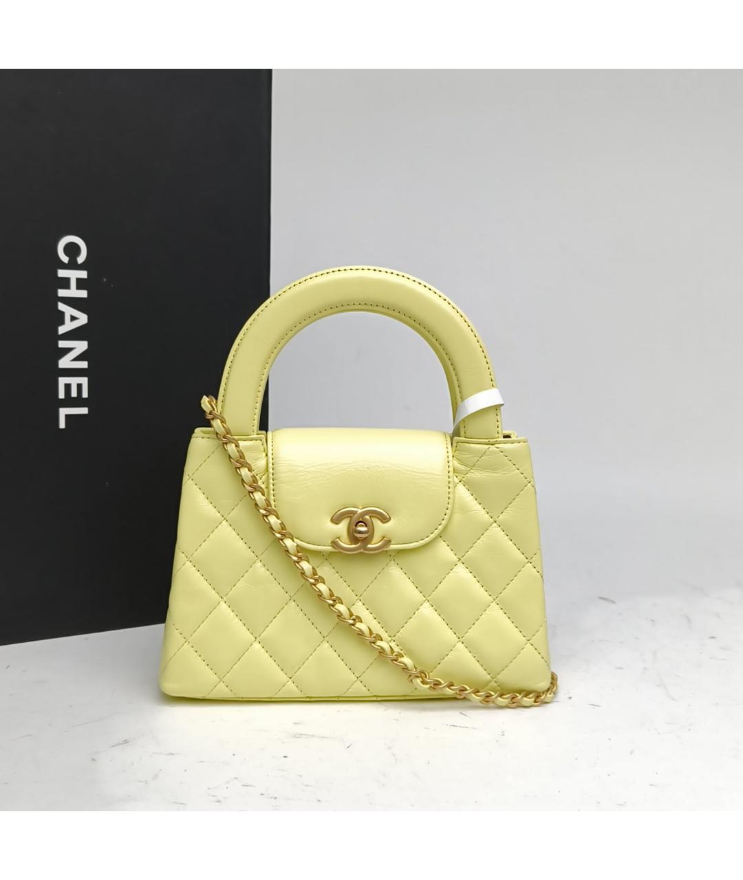 CHANEL Желтая кожаная сумка с короткими ручками, фото 4