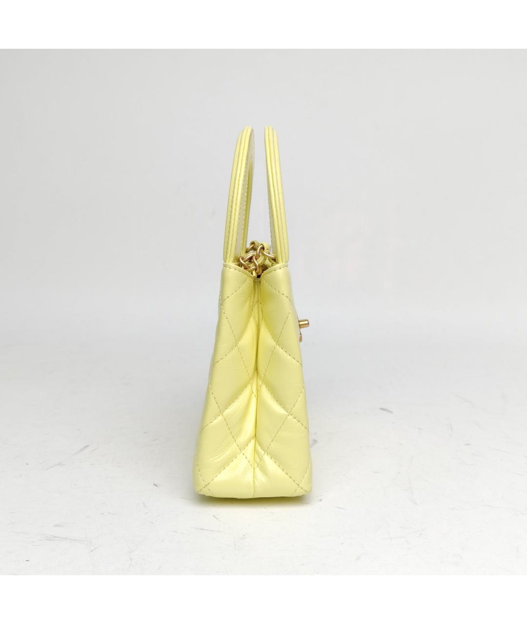 CHANEL Желтая кожаная сумка с короткими ручками, фото 8