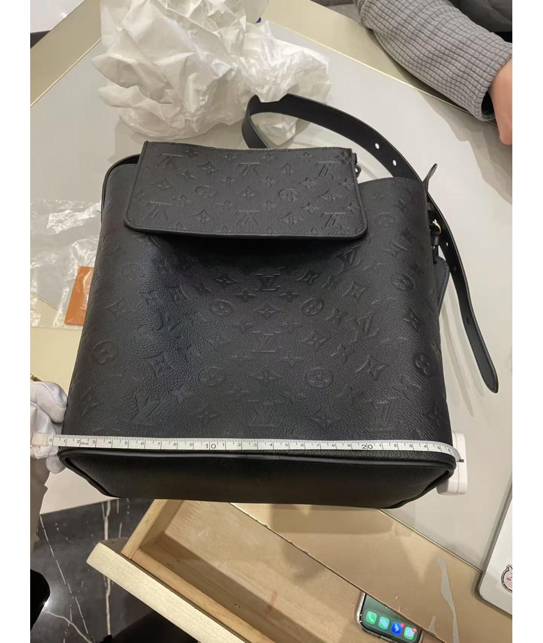 LOUIS VUITTON Черная кожаная сумка через плечо, фото 9