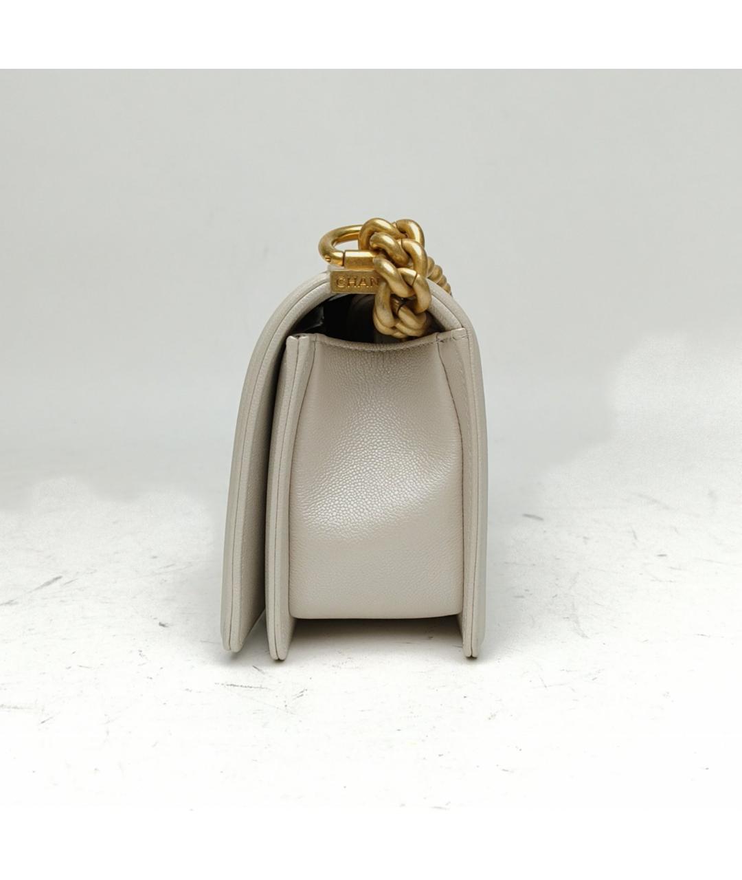 CHANEL Белая кожаная сумка через плечо, фото 3