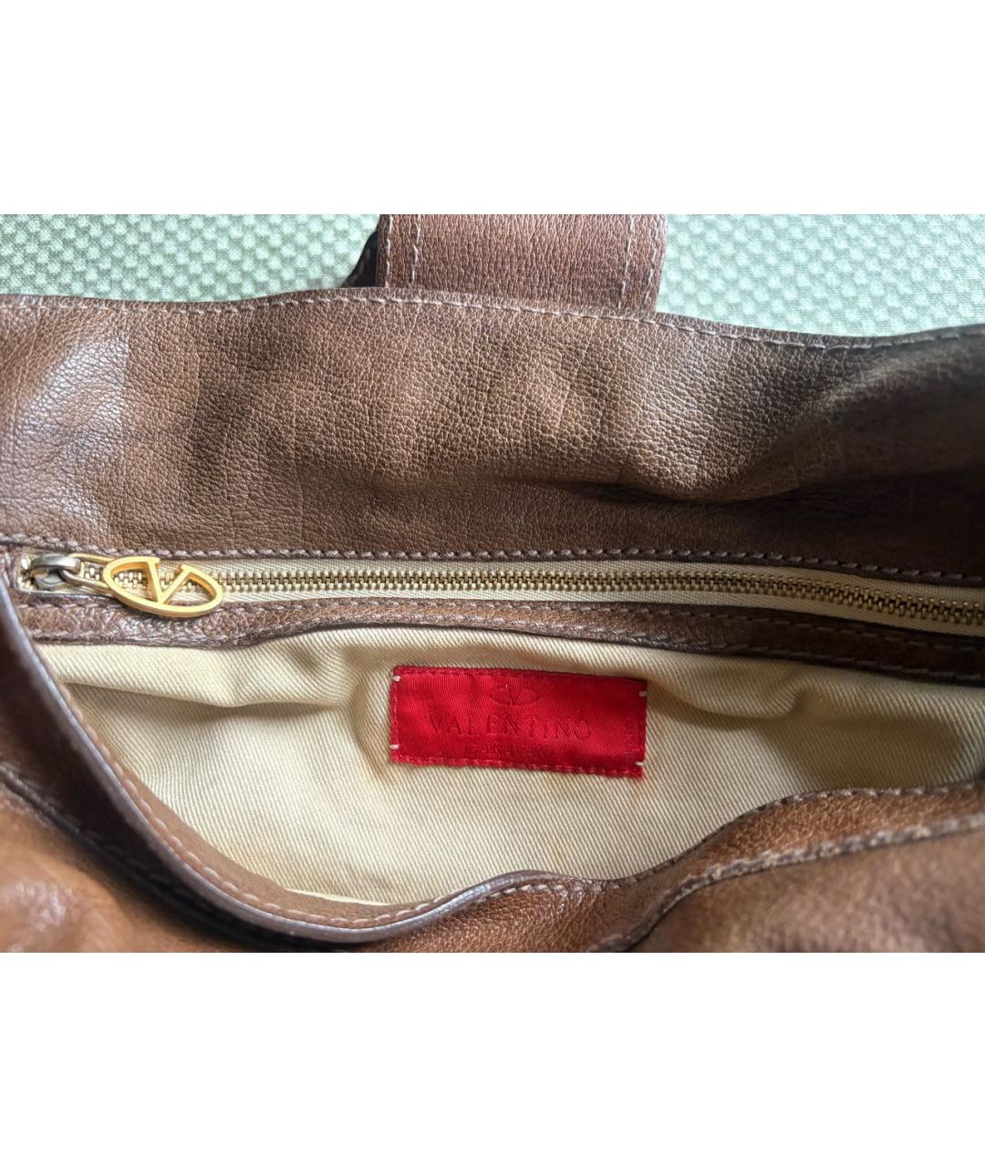 VALENTINO Коричневая кожаная сумка с короткими ручками, фото 6