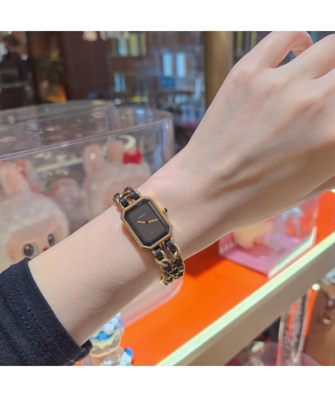 CHANEL Золотые металлические часы, фото 3