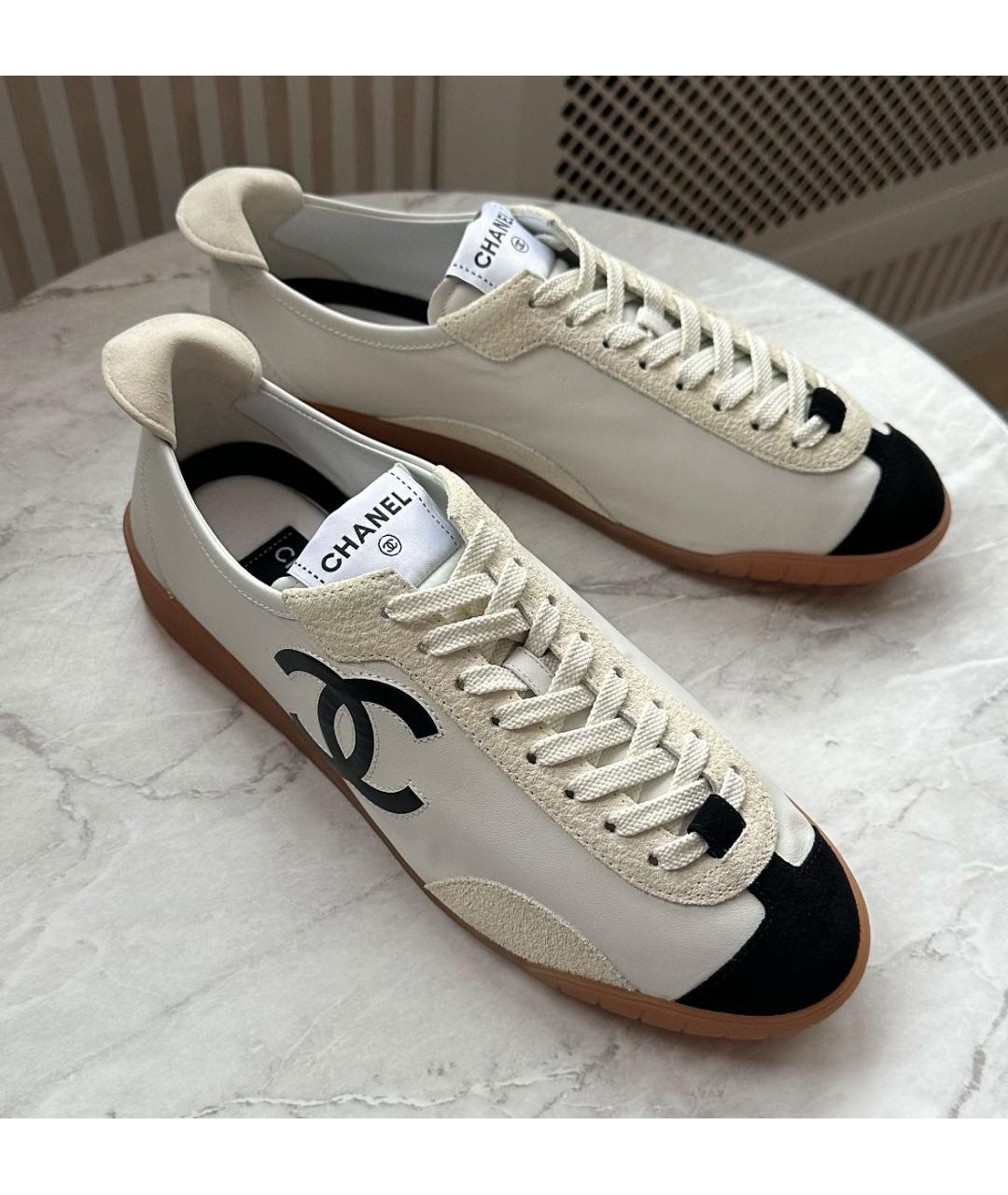 CHANEL Белые кожаные кеды, фото 3