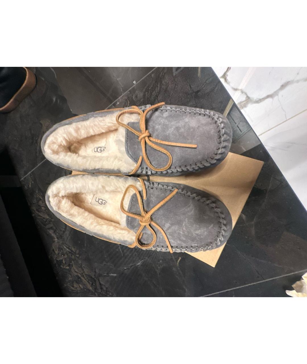 UGG AUSTRALIA Серые замшевые мокасины, фото 2