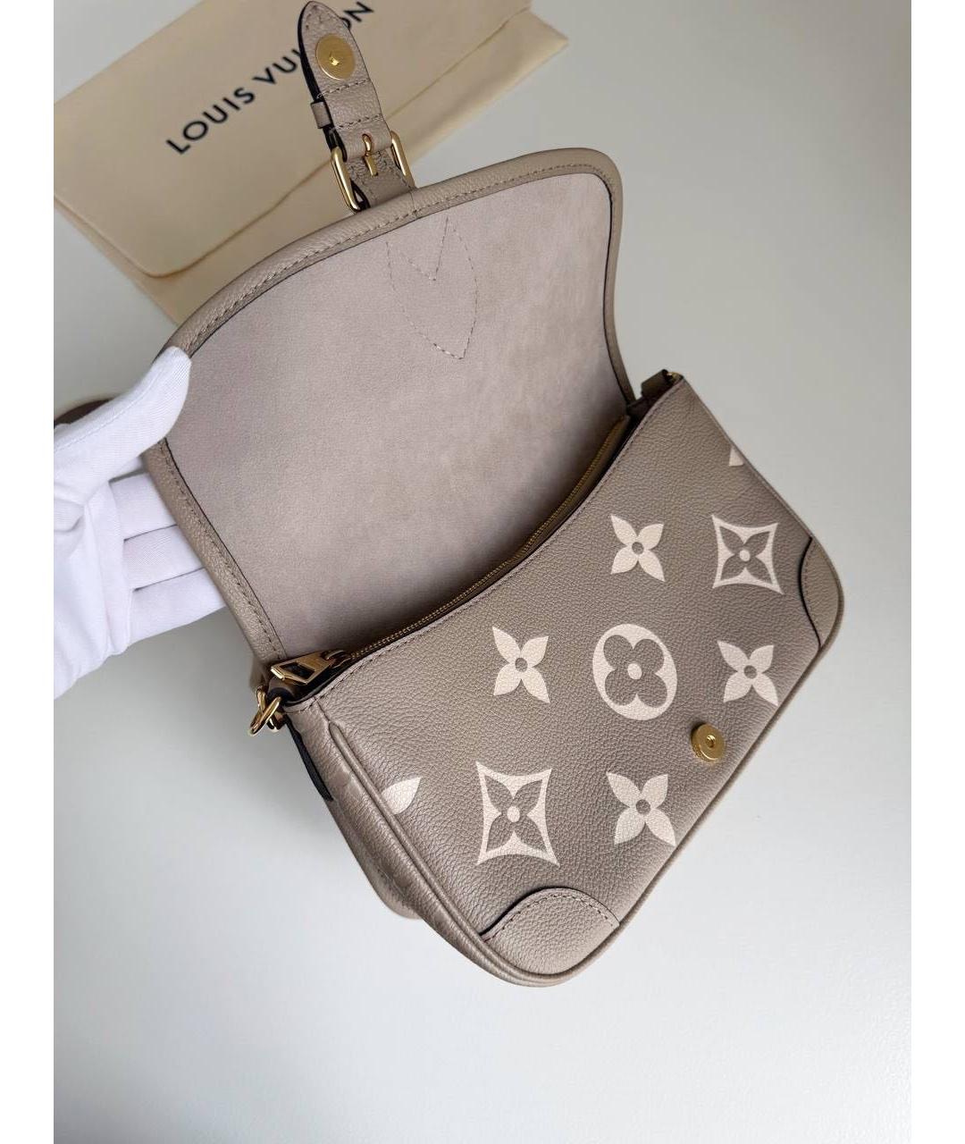 LOUIS VUITTON Бежевая кожаная сумка через плечо, фото 6