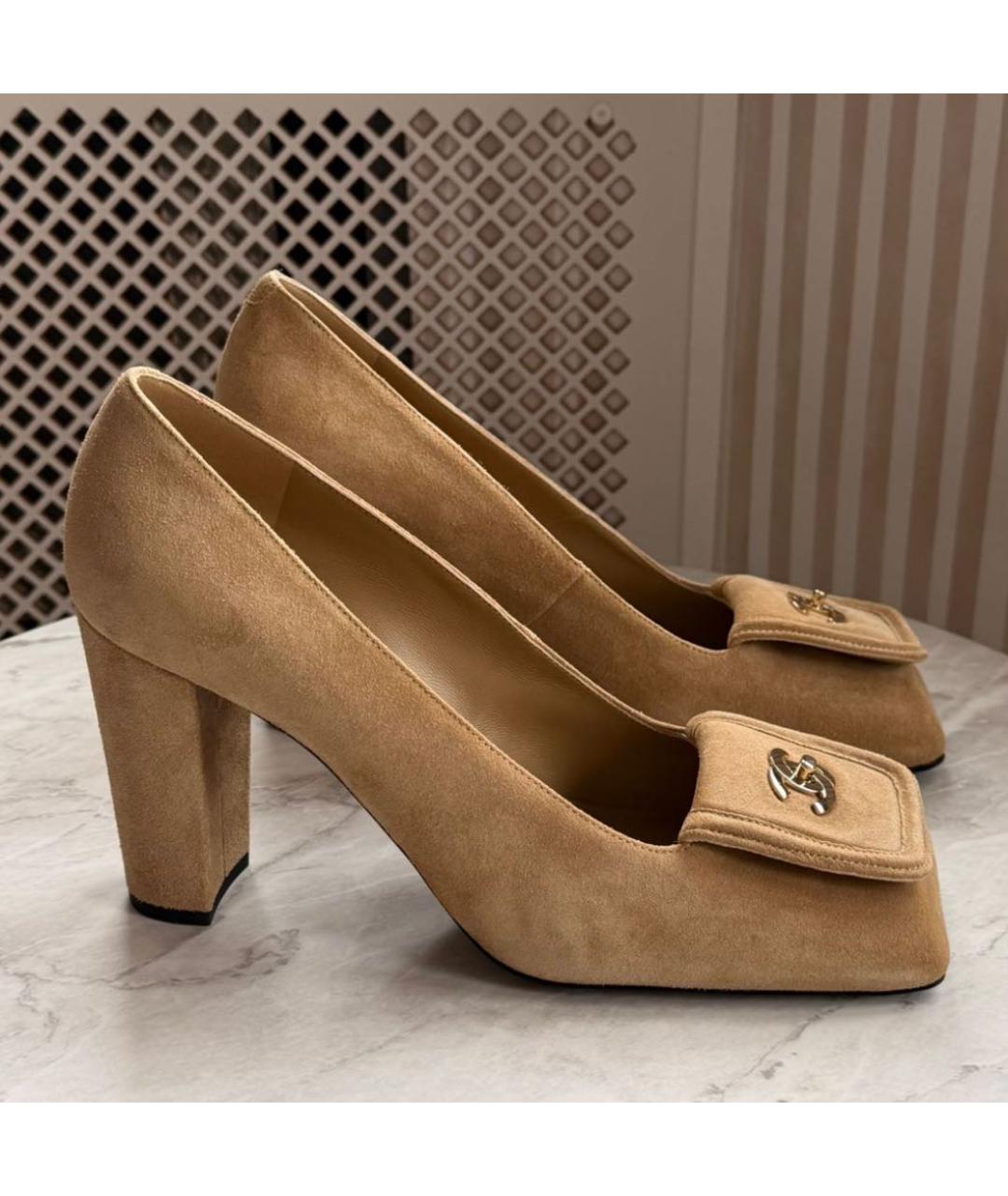 CHANEL Бежевые замшевые туфли, фото 4