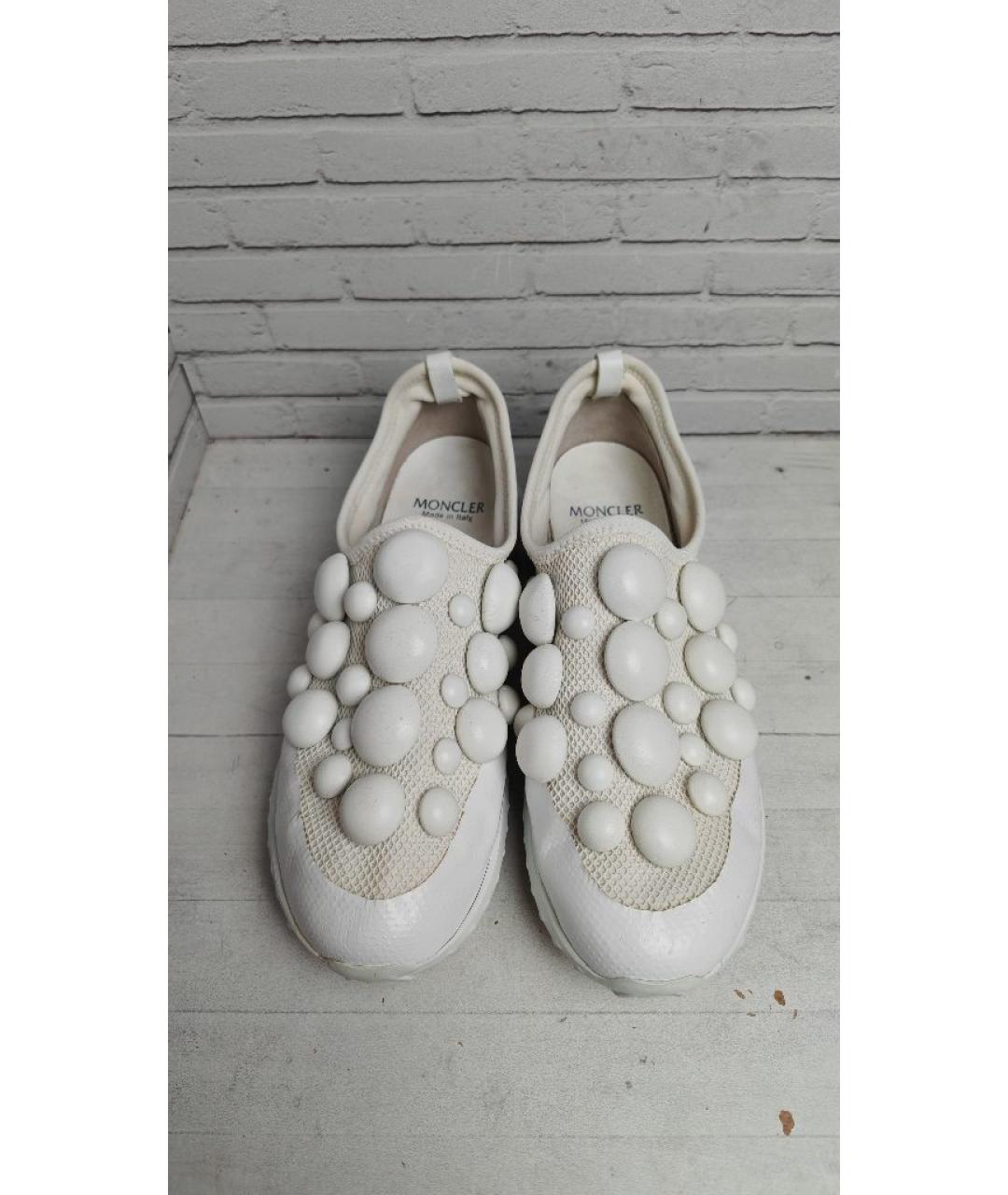 MONCLER Белые текстильные кеды, фото 2