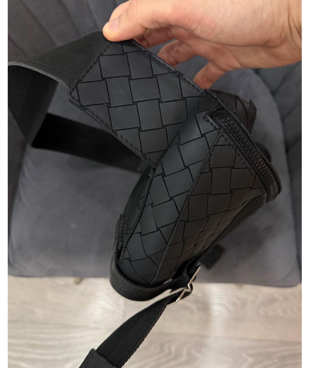 BOTTEGA VENETA Черная синтетическая поясная сумка, фото 5