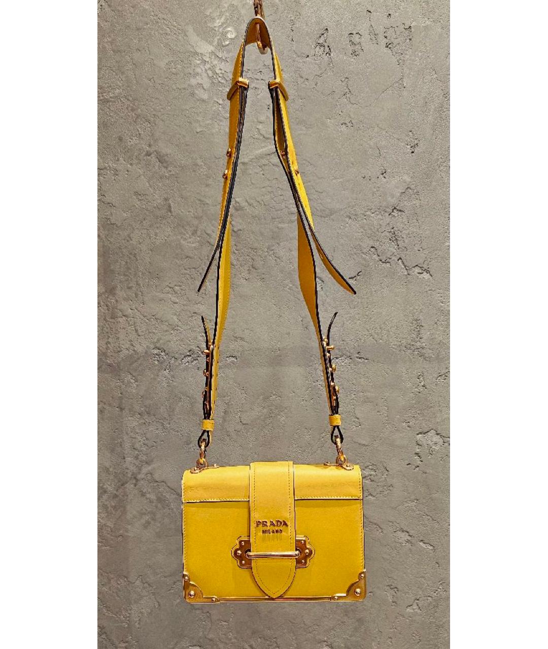 PRADA Желтая кожаная сумка через плечо, фото 2