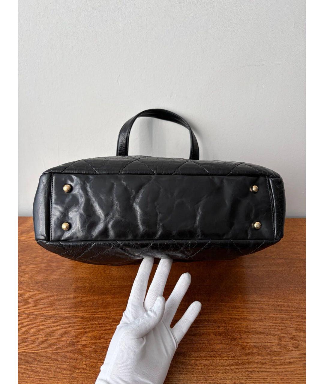 CHANEL Черная кожаная сумка через плечо, фото 7
