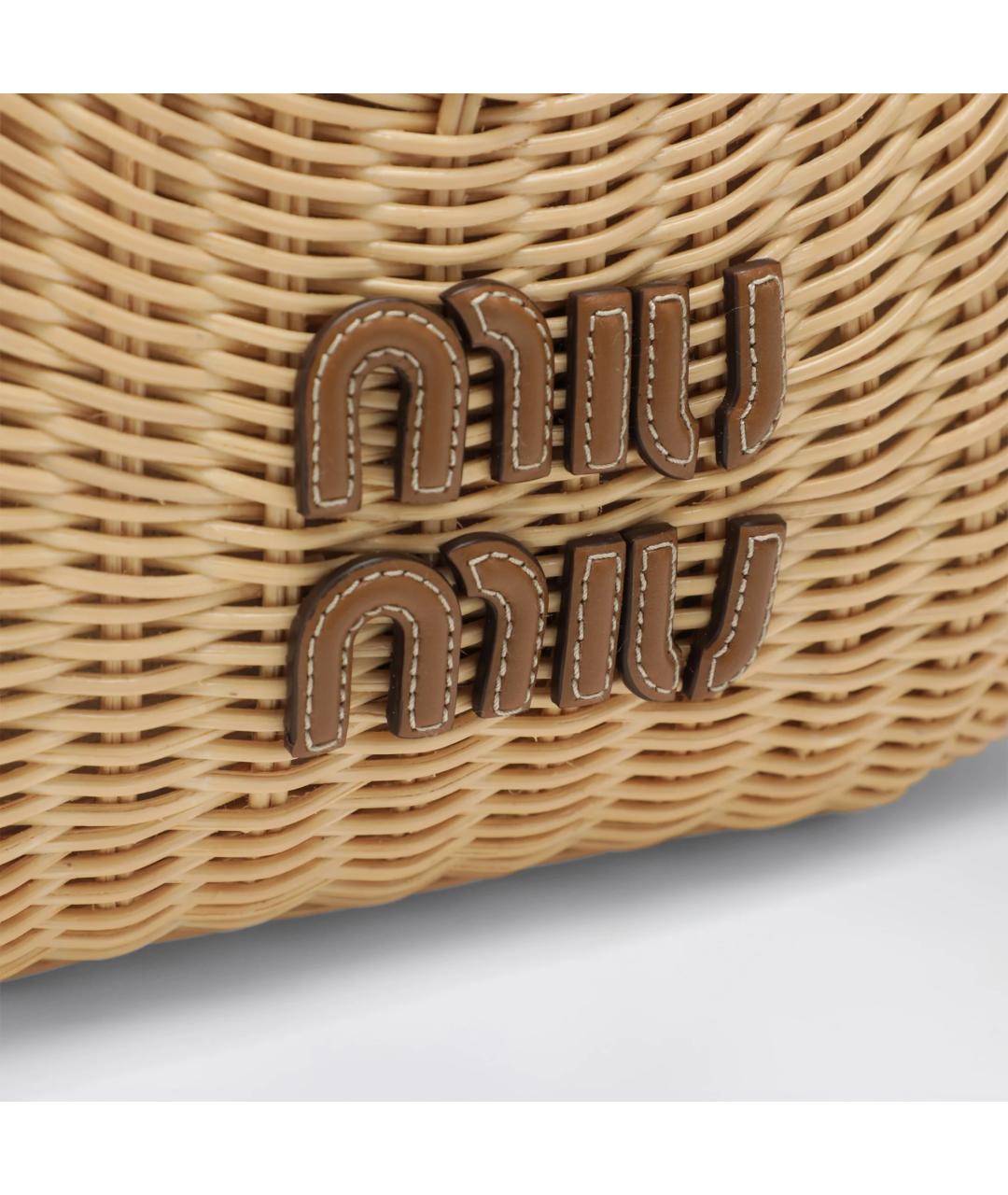 MIU MIU Бежевая пелетеная сумка с короткими ручками, фото 6