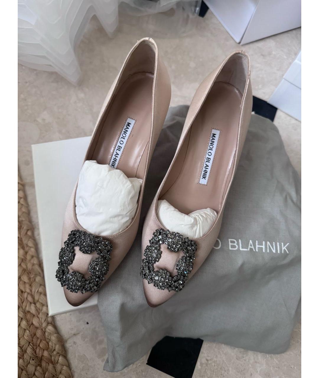 MANOLO BLAHNIK Бежевые текстильные лодочки на низком каблуке, фото 4