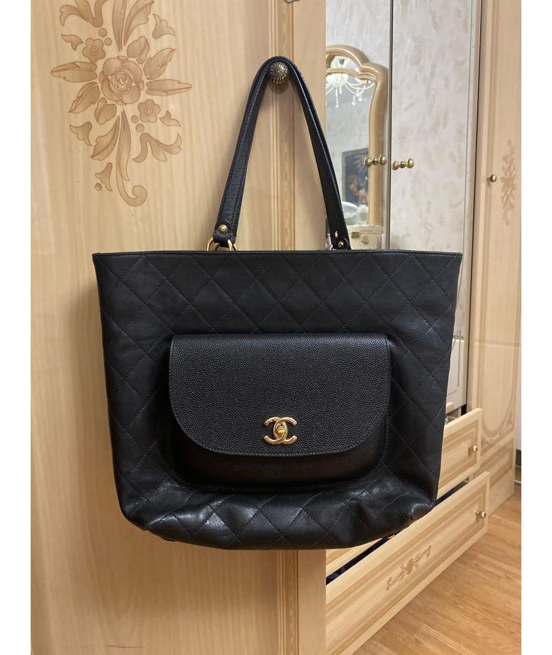 CHANEL Черная кожаная сумка тоут, фото 8