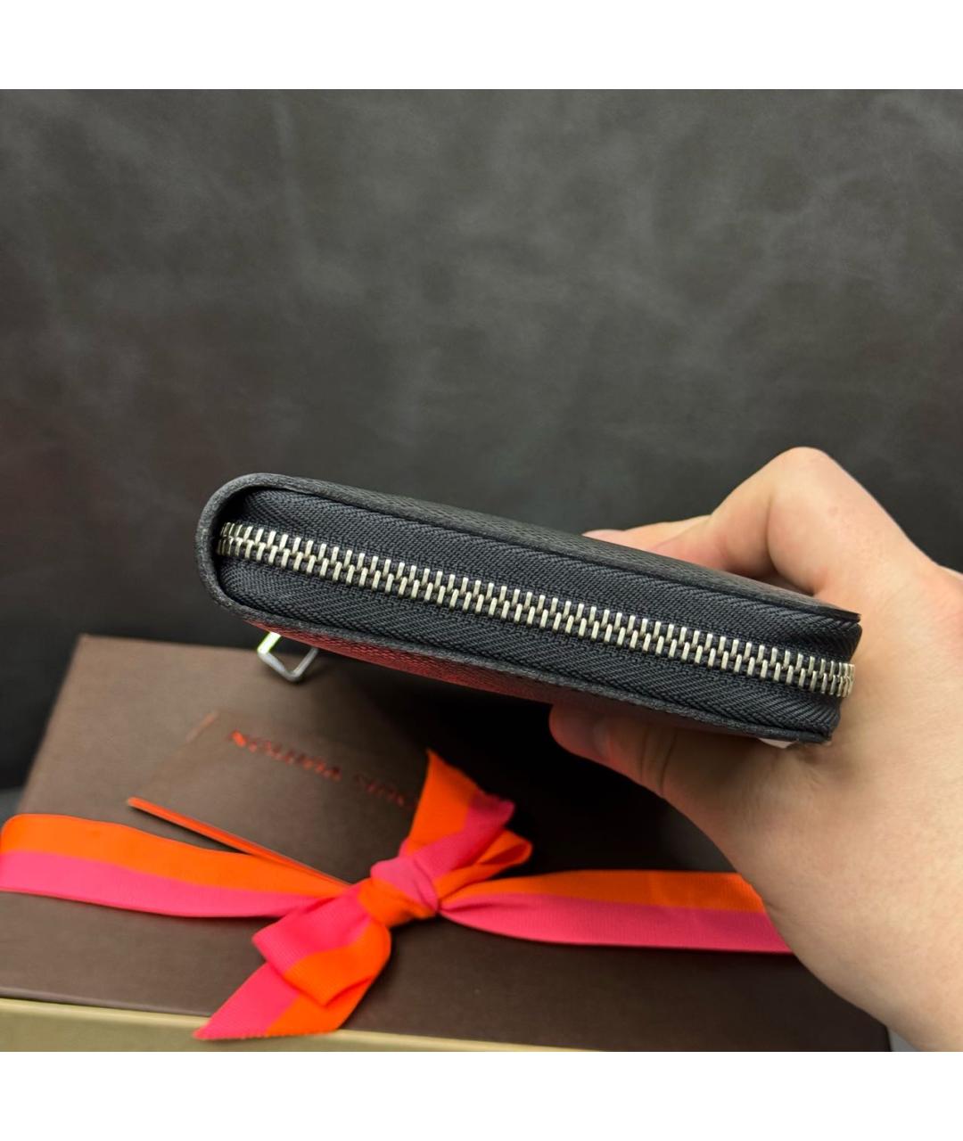 LOUIS VUITTON Черный кожаный кошелек, фото 3