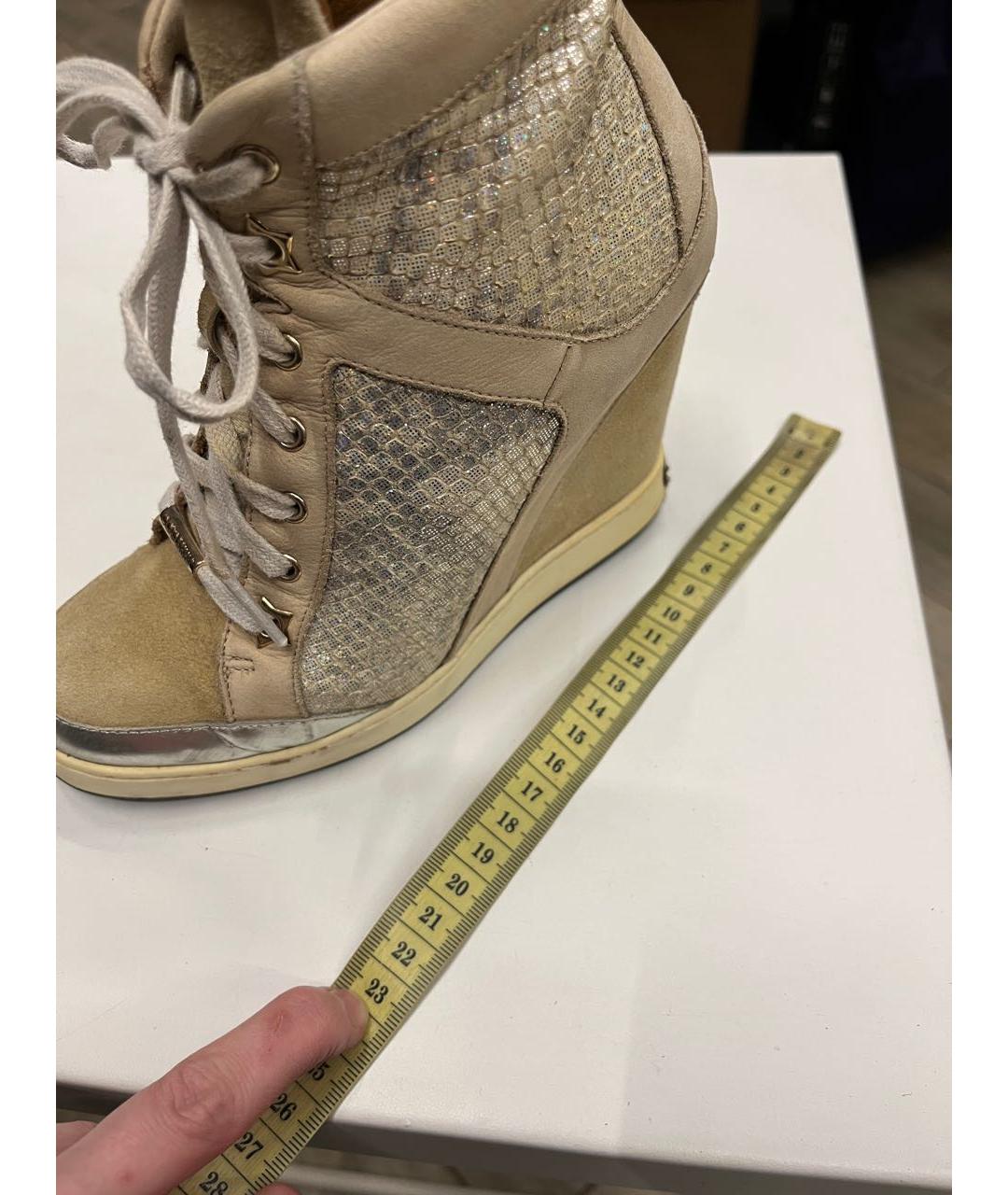 JIMMY CHOO Бежевые замшевые ботильоны, фото 7