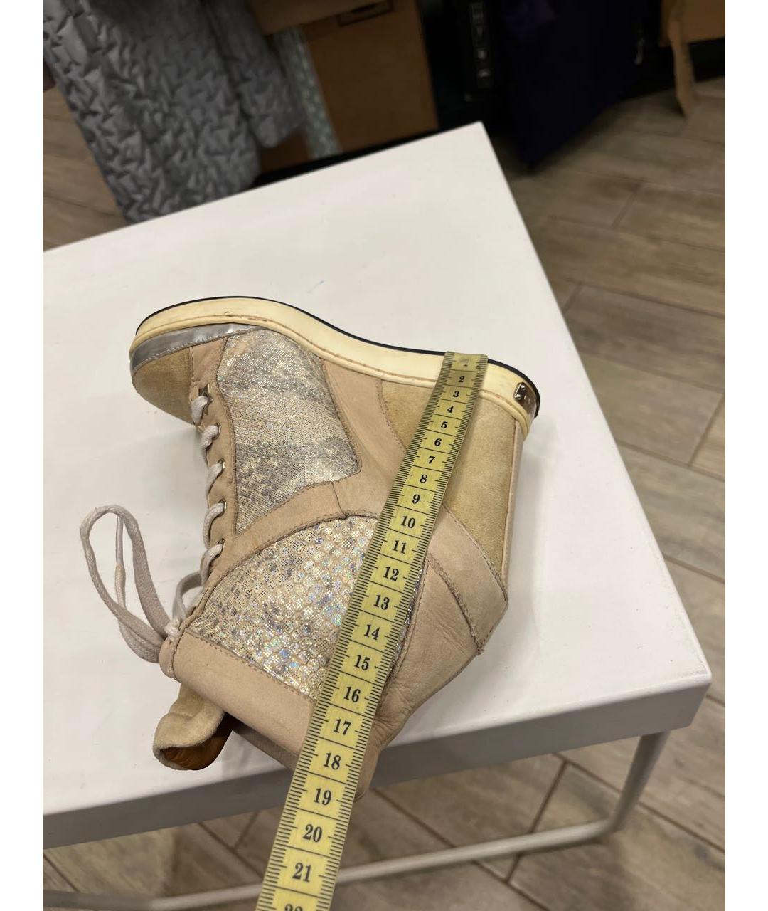 JIMMY CHOO Бежевые замшевые ботильоны, фото 6