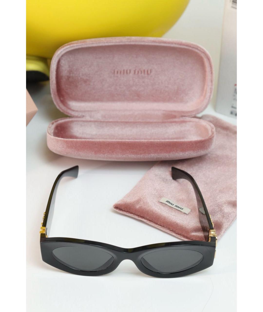 MIU MIU Черные пластиковые солнцезащитные очки, фото 4