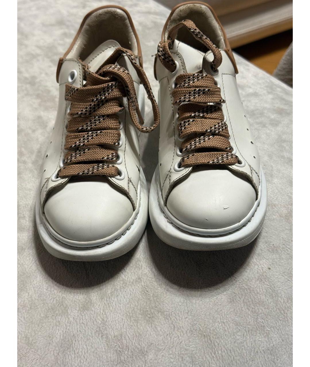 ALEXANDER MCQUEEN Белые кожаные кеды, фото 3