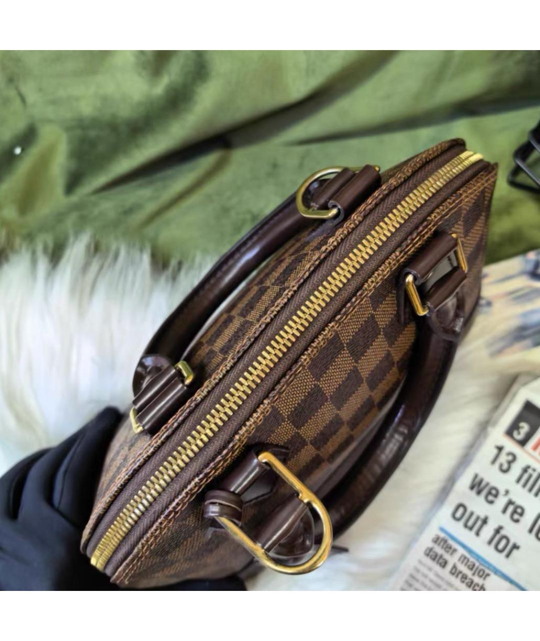 LOUIS VUITTON Коричневая сумка с короткими ручками, фото 4