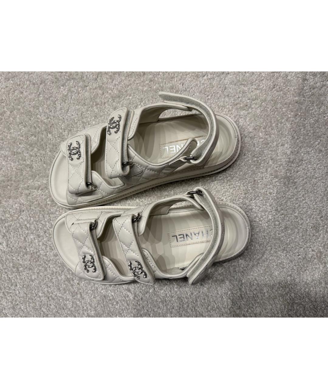 CHANEL Белые кожаные сандалии, фото 6