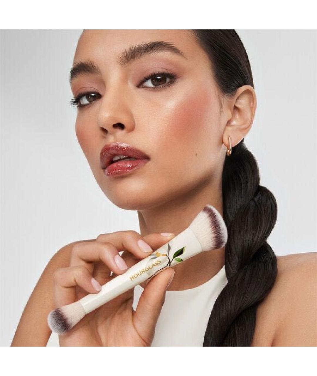 Hourglass Румяна, фото 2