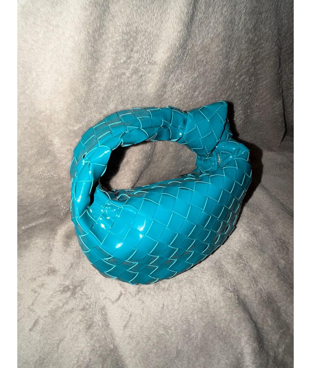 BOTTEGA VENETA Бирюзовая сумка с короткими ручками из лакированной кожи, фото 3