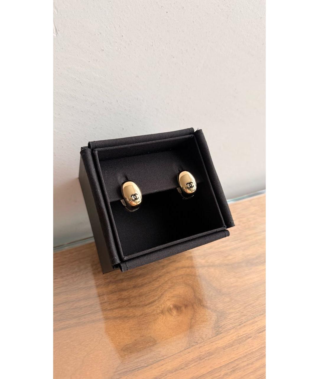 CHANEL Золотые металлические серьги, фото 3