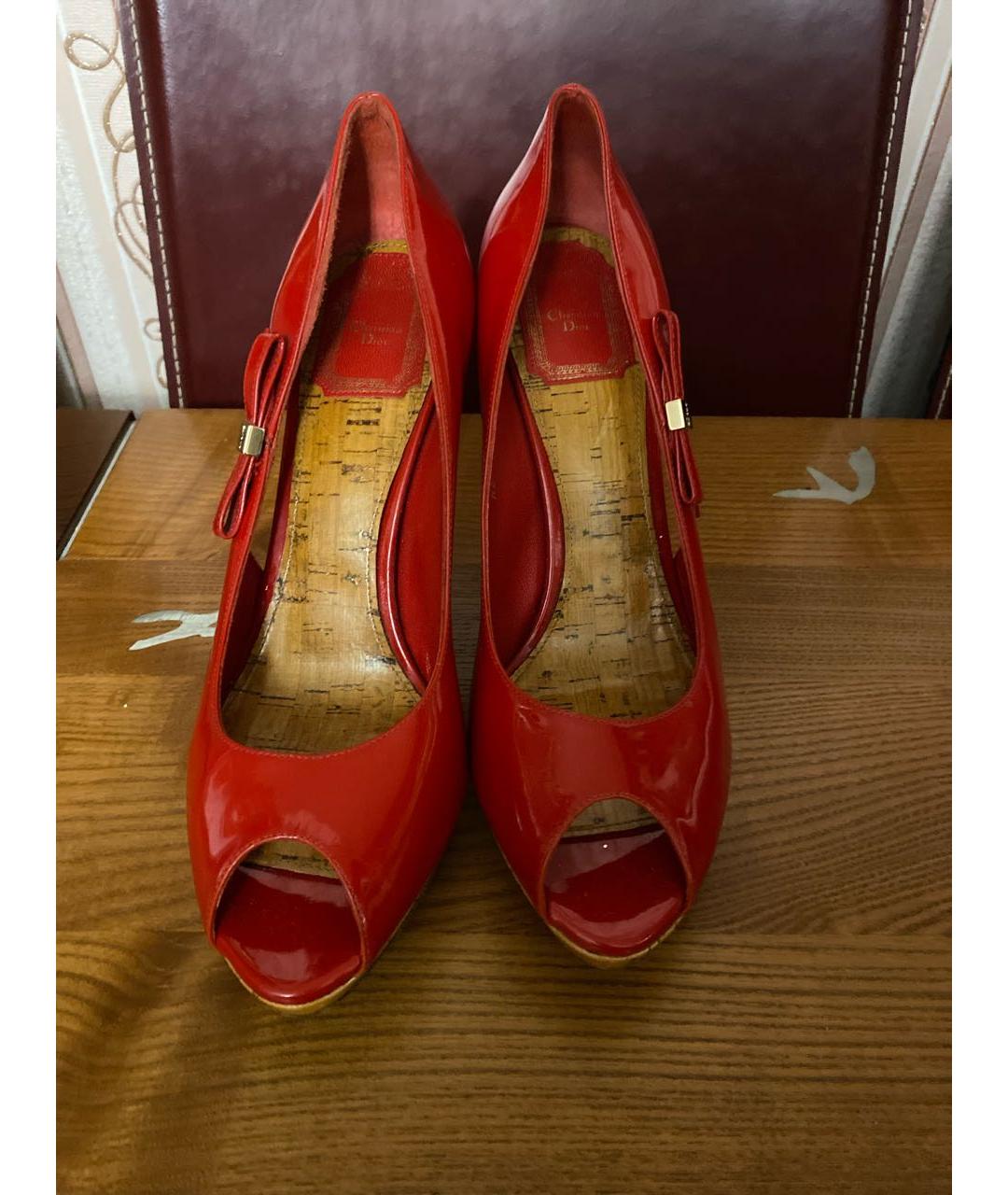 CHRISTIAN DIOR Красные туфли из лакированной кожи, фото 2