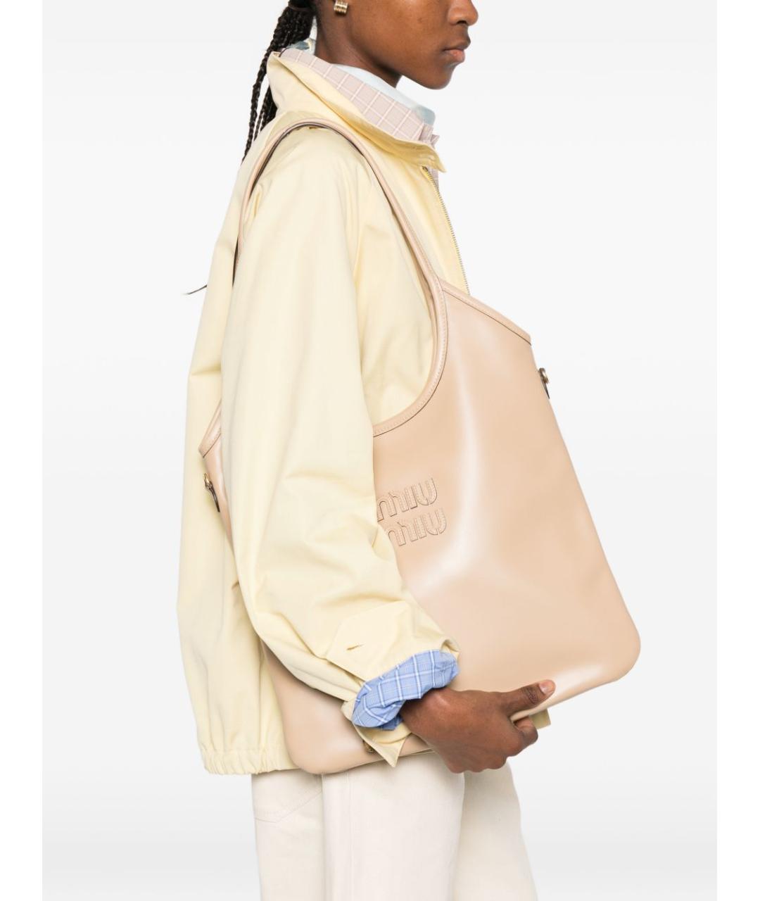 MIU MIU Бежевая кожаная сумка тоут, фото 4