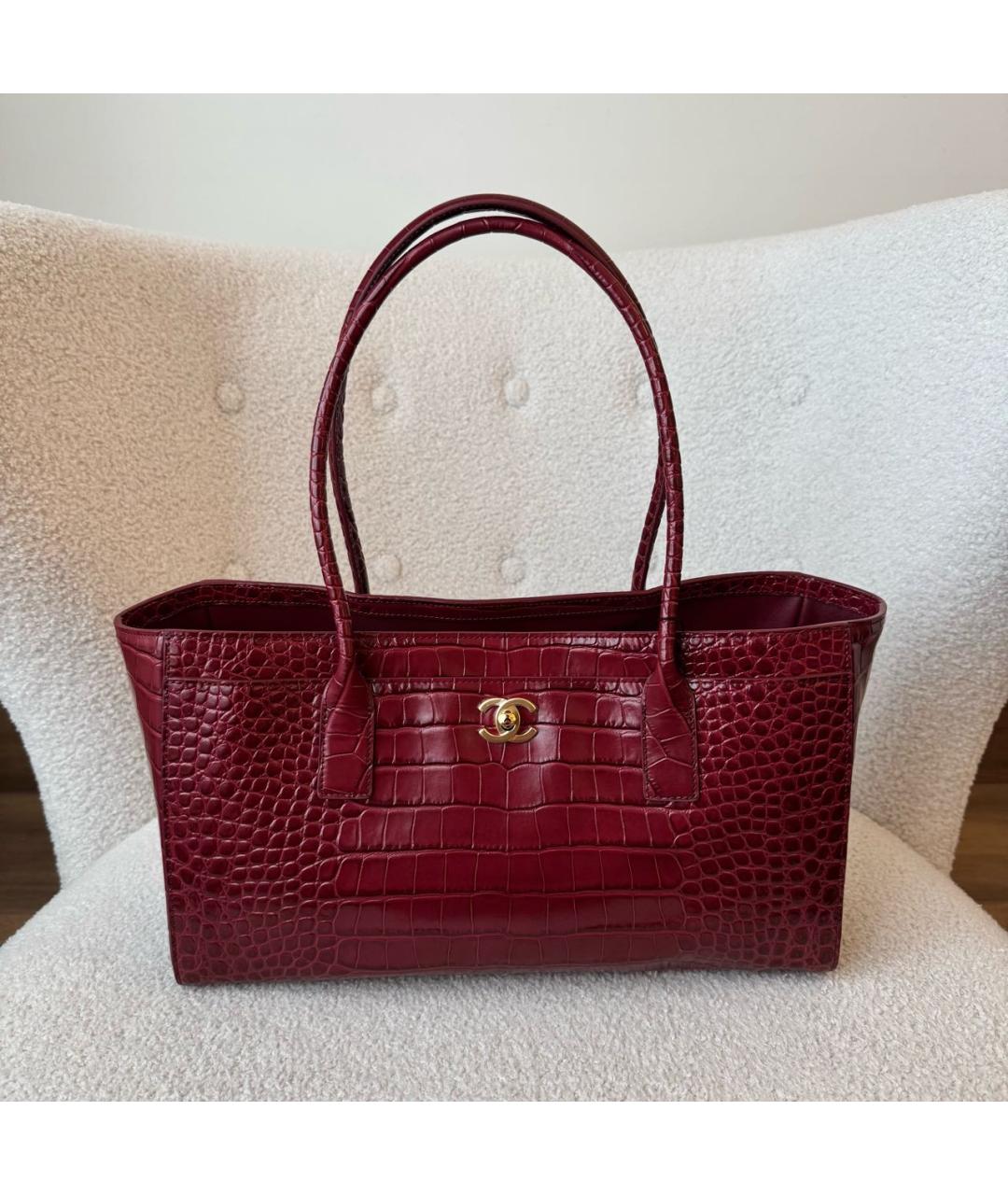 CHANEL Кожаная сумка с короткими ручками, фото 2