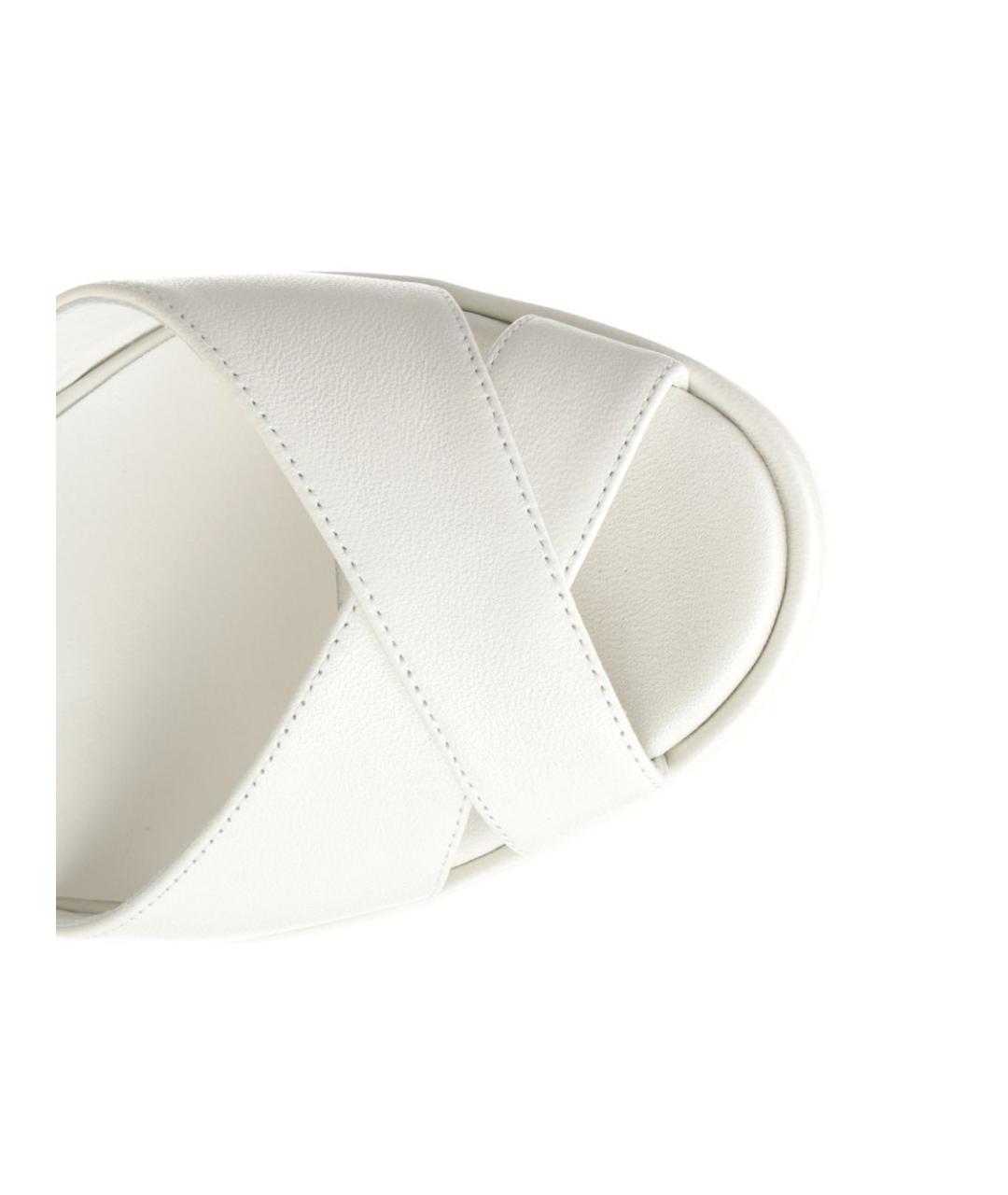 CHRISTIAN LOUBOUTIN Белые кожаные босоножки, фото 4