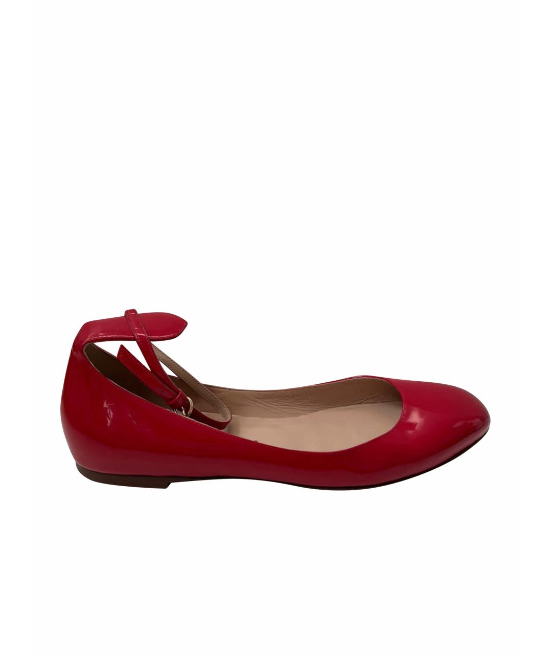 VALENTINO Красные босоножки из лакированной кожи, фото 1