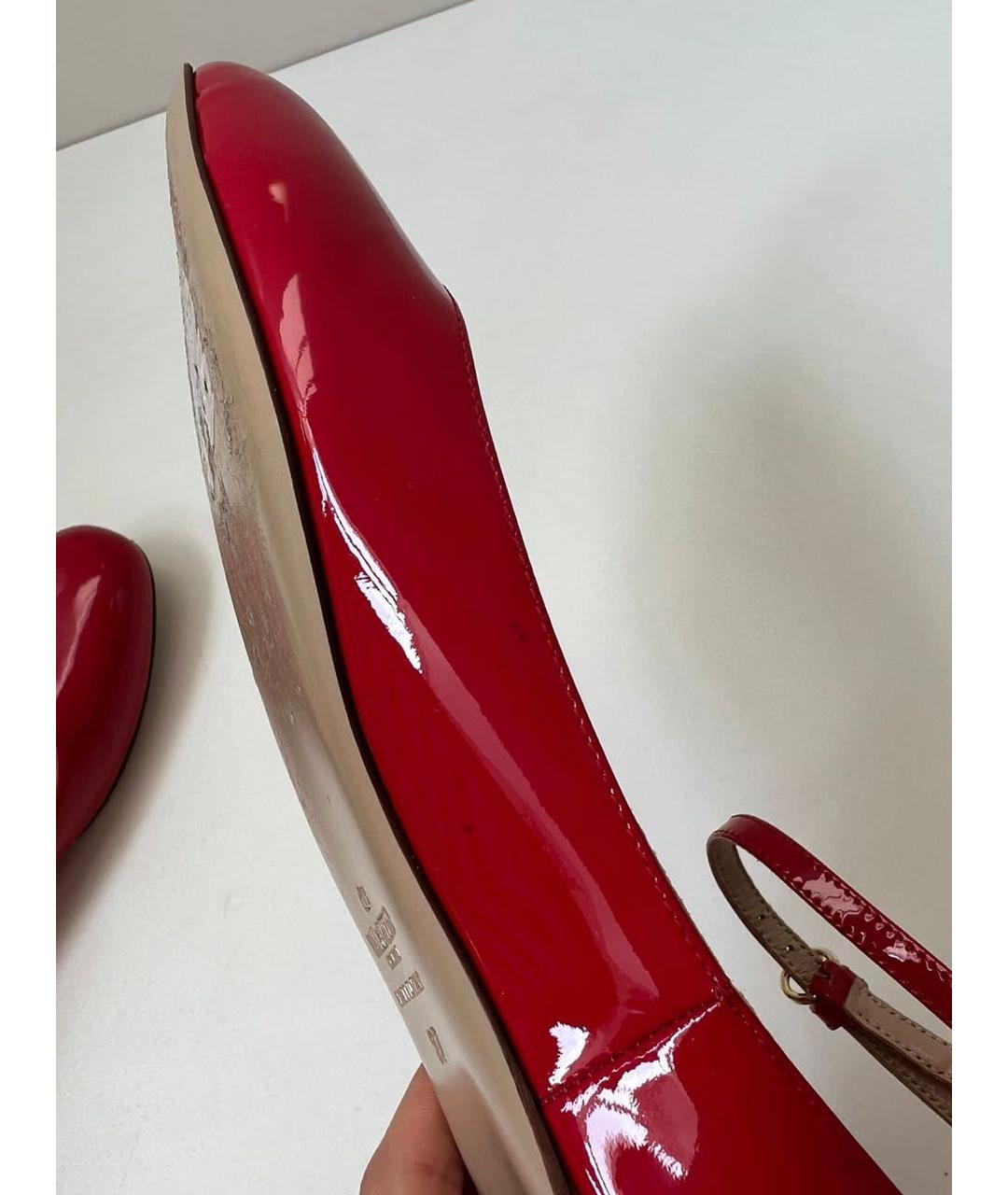 VALENTINO Красные босоножки из лакированной кожи, фото 7