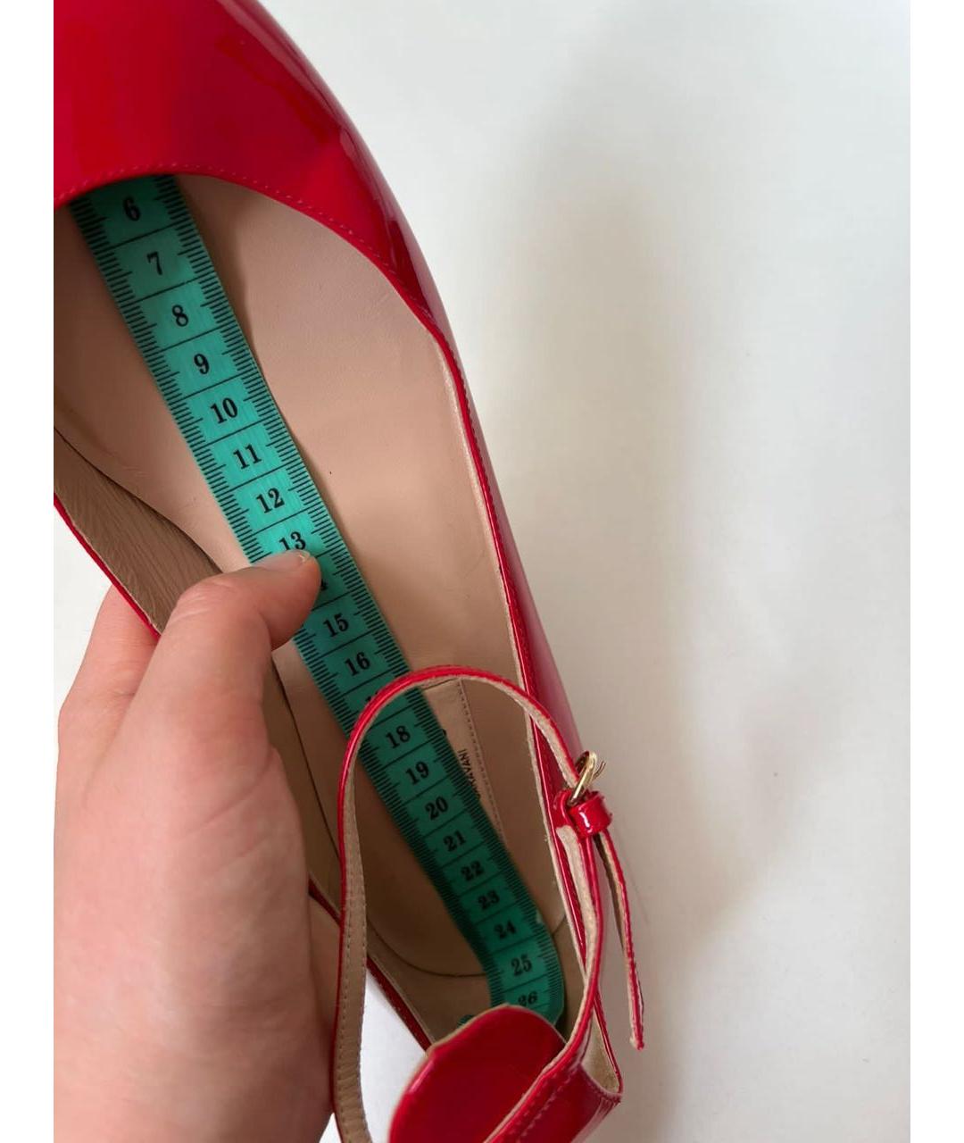 VALENTINO Красные босоножки из лакированной кожи, фото 6