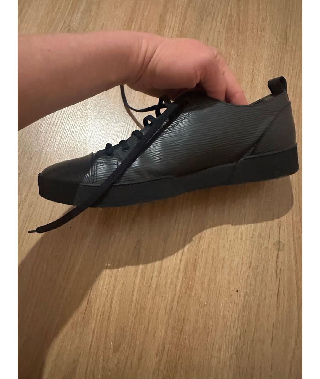 LOUIS VUITTON Антрацитовые кожаные низкие кроссовки / кеды, фото 5