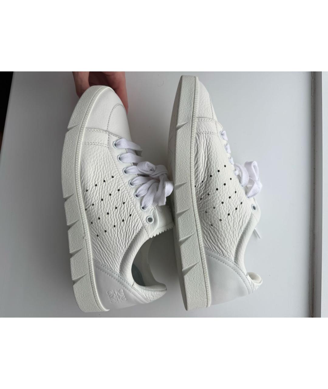 LOEWE Белые кожаные кроссовки, фото 5